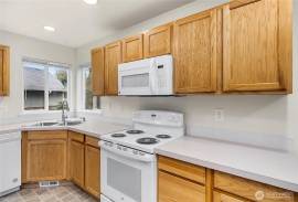 15107 Carter Loop Se, Yelm, Washington