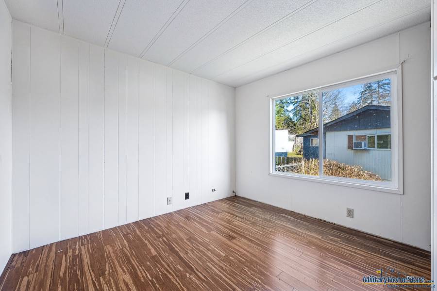 811 SE Crescent Dr , Shelton, Washington