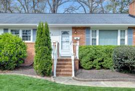 861 Catalina Drive, Newport News, Virginia