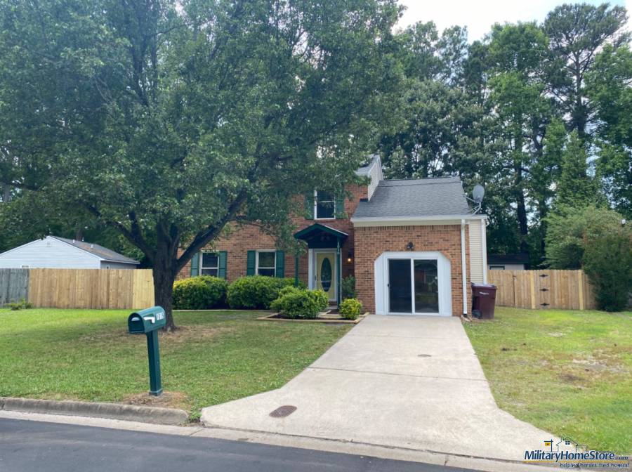1016 Oak Bark Lane, Chesapeake , Virginia