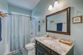 310 Meeks Creek Dr, Rocky Point, North Carolina