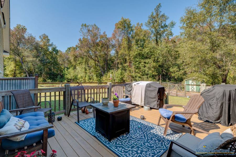 310 Meeks Creek Dr, Rocky Point, North Carolina