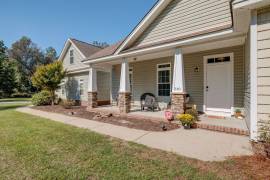 310 Meeks Creek Dr, Rocky Point, North Carolina