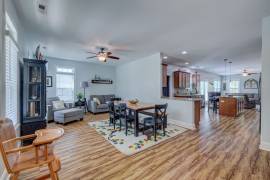 310 Meeks Creek Dr, Rocky Point, North Carolina