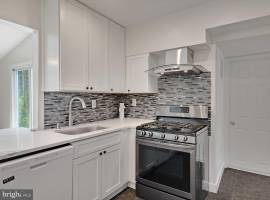 2207 Harwood Ln, Bowie, Maryland