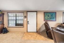 176 Deep Woods Drive, Seguin, Texas