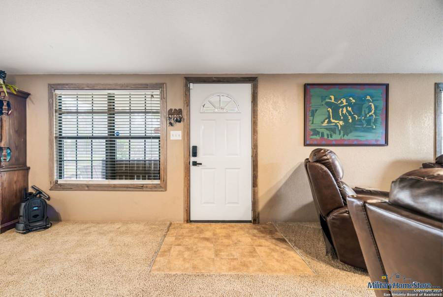 176 Deep Woods Drive, Seguin, Texas