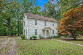 24049 Thomas Lane, Carrollton, Virginia