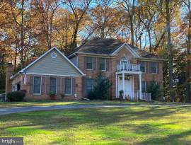 12801 Meadowbrook Lane, Waldorf, Maryland