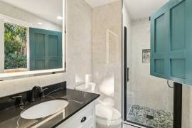 8262 Gilman Dr #1, La Jolla, California