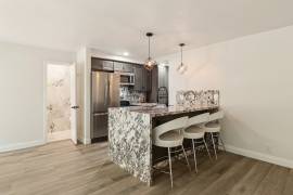 8262 Gilman Dr #1, La Jolla, California