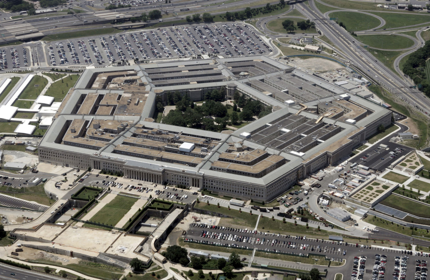 The Pentagon Homes For Sale and Rent